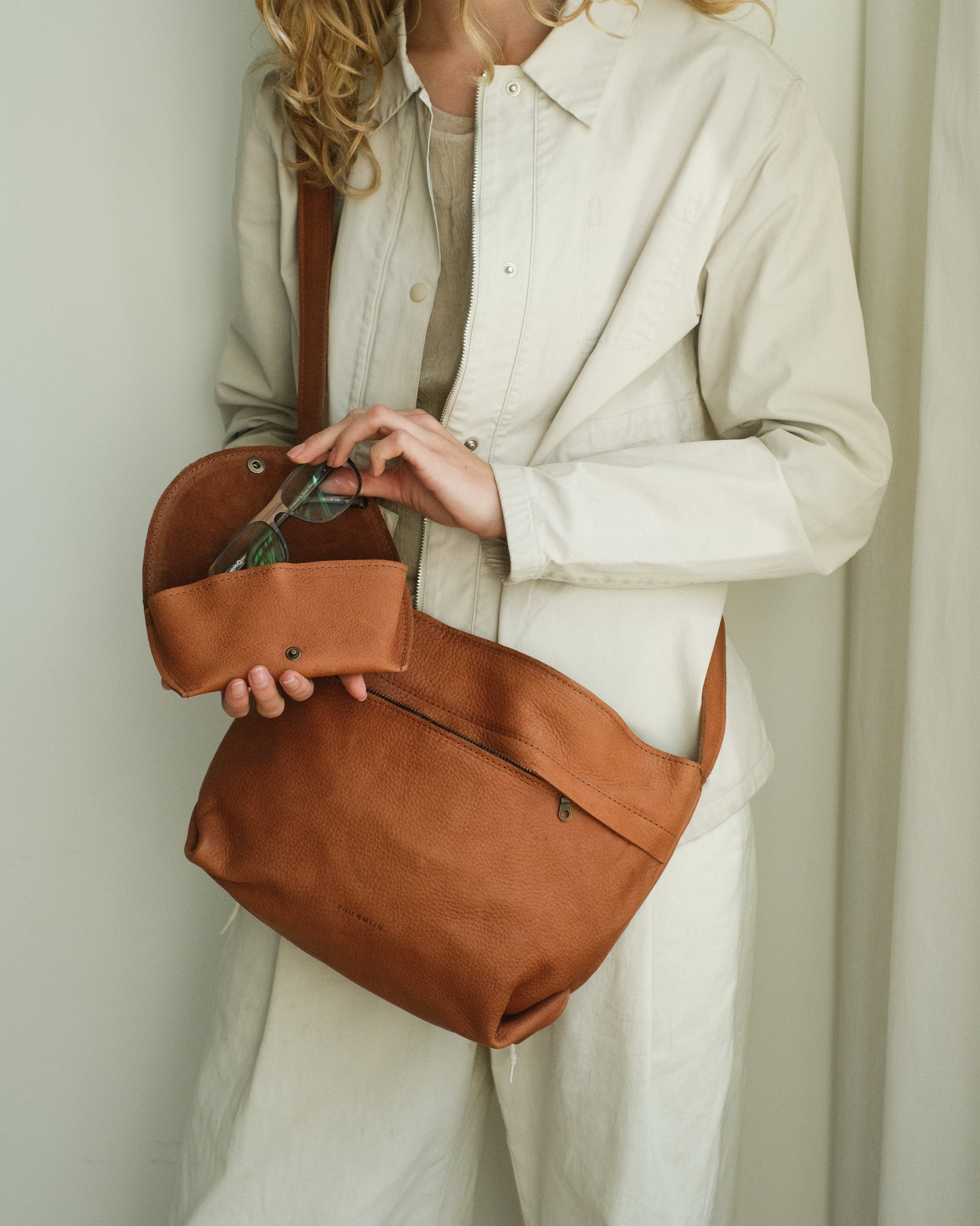 LOU glasses case - brown
