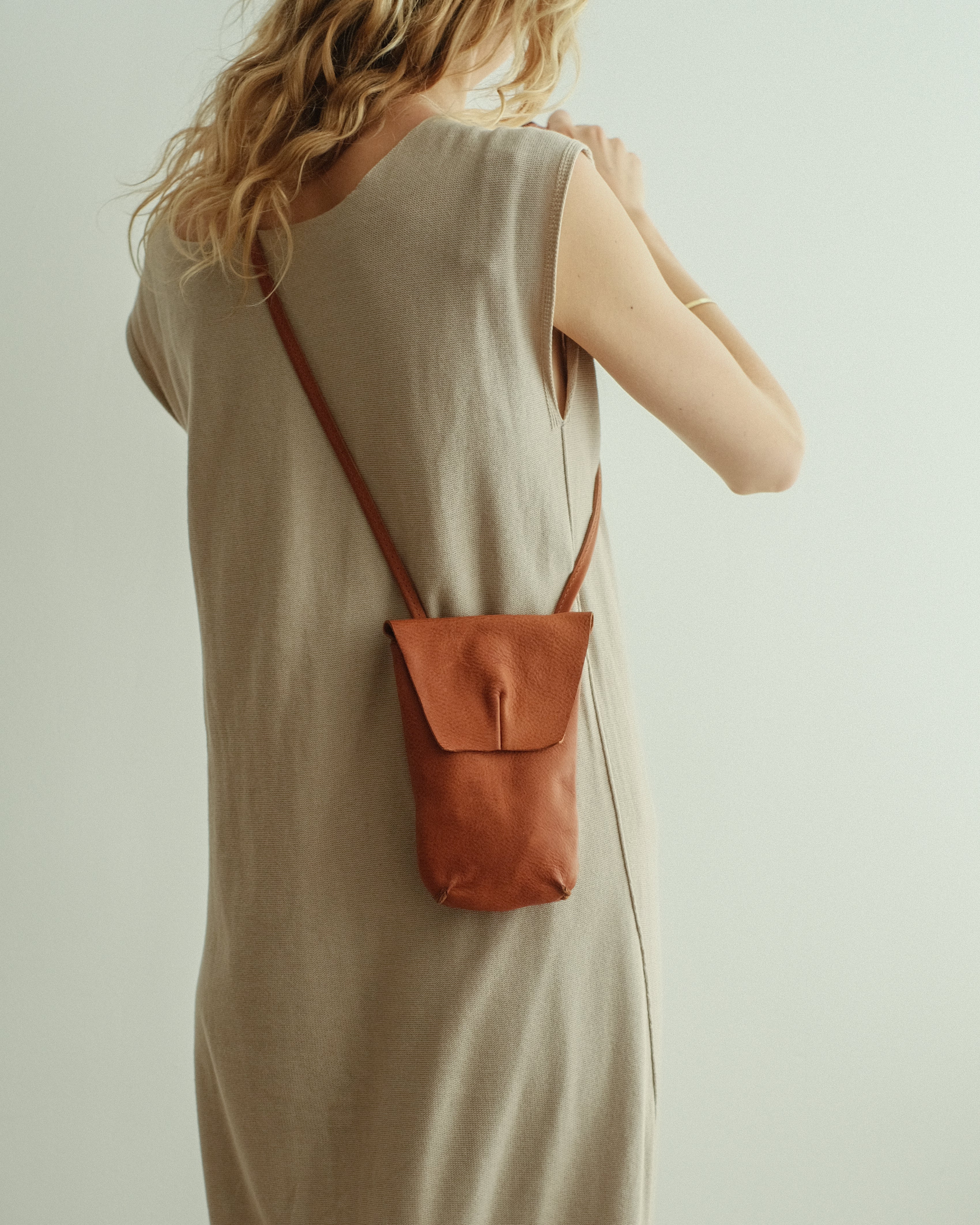 LILLY - brown