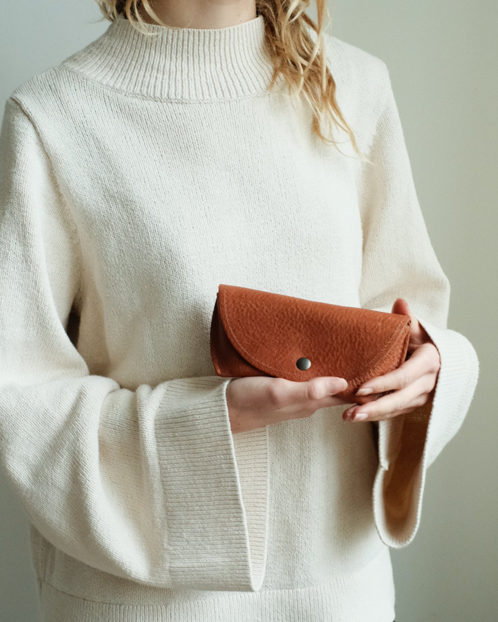 LOU glasses case - brown