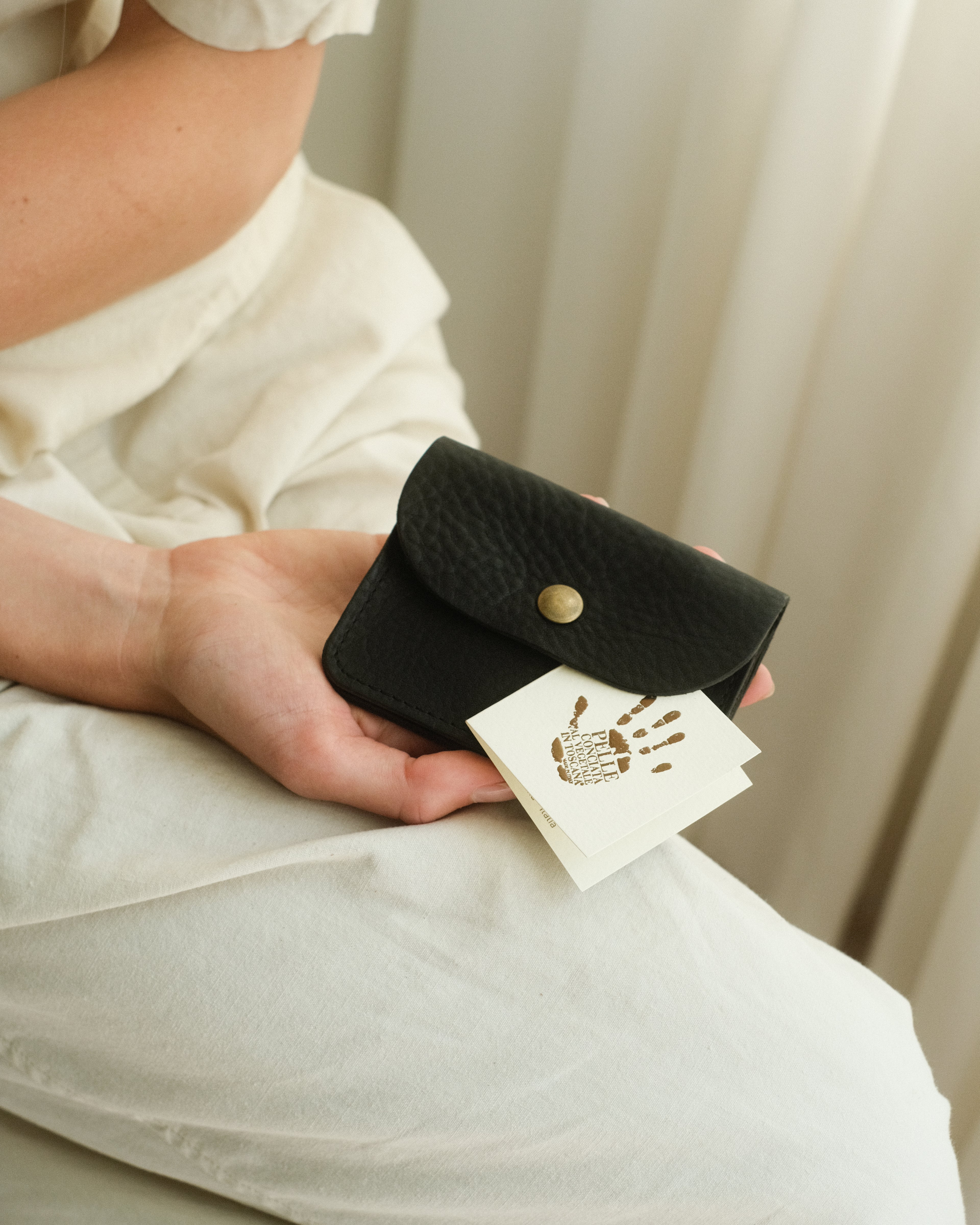 LUNA wallet - black