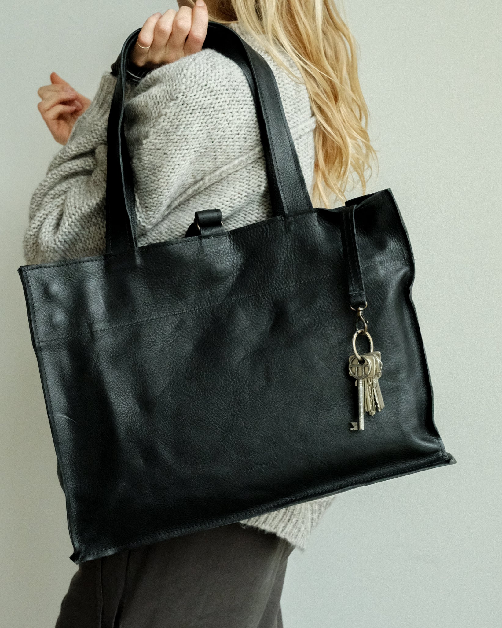 SHOPPER small - black