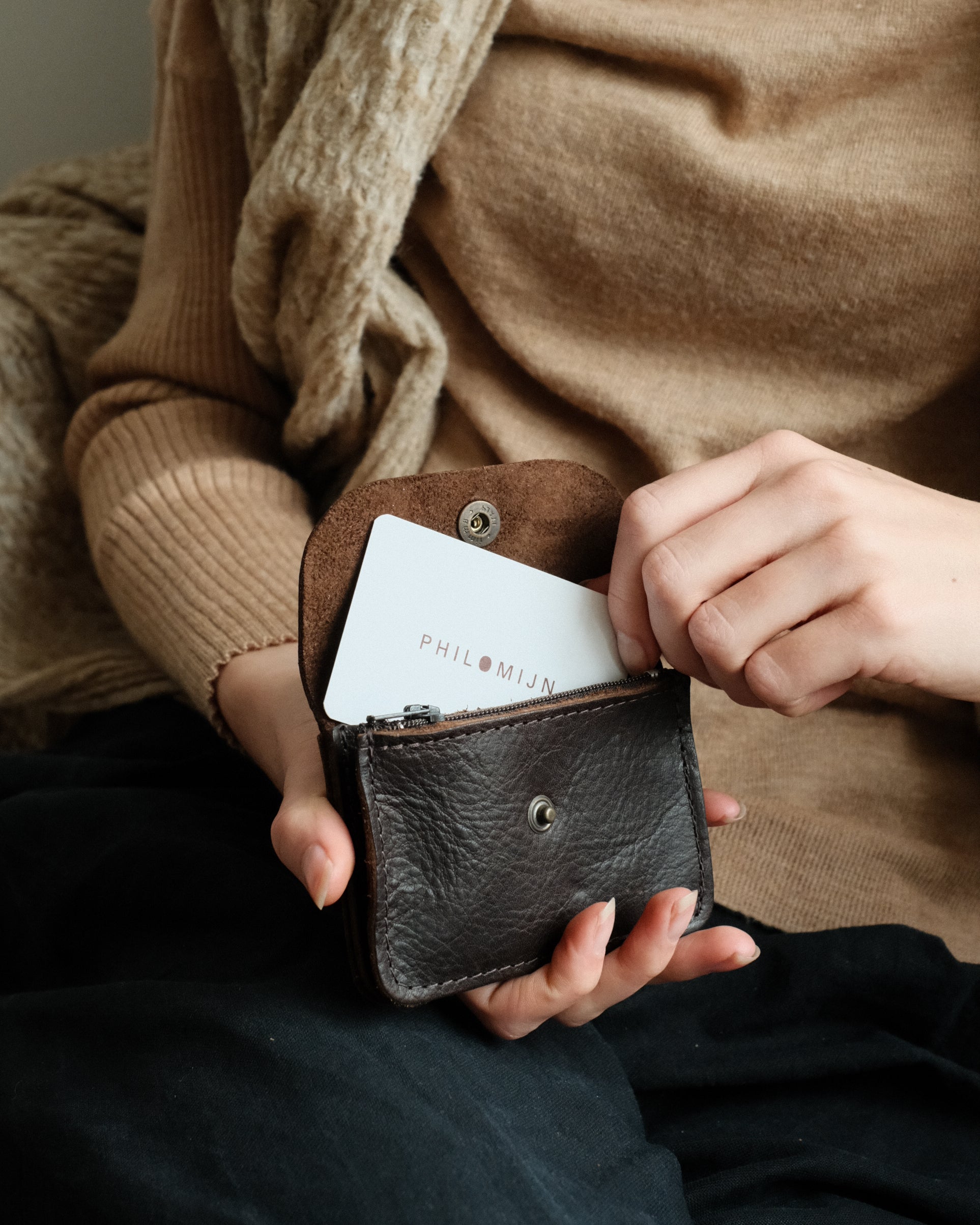 LUNA wallet - coffee